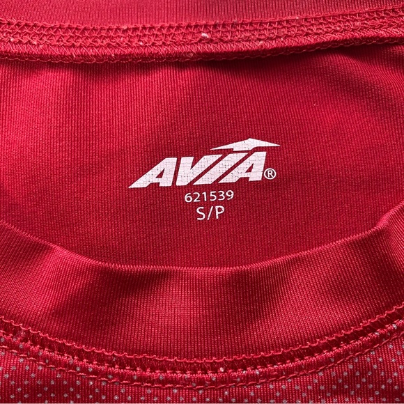 9. AVIA Athletic Top - Ladies size S - Picture 3 of 4